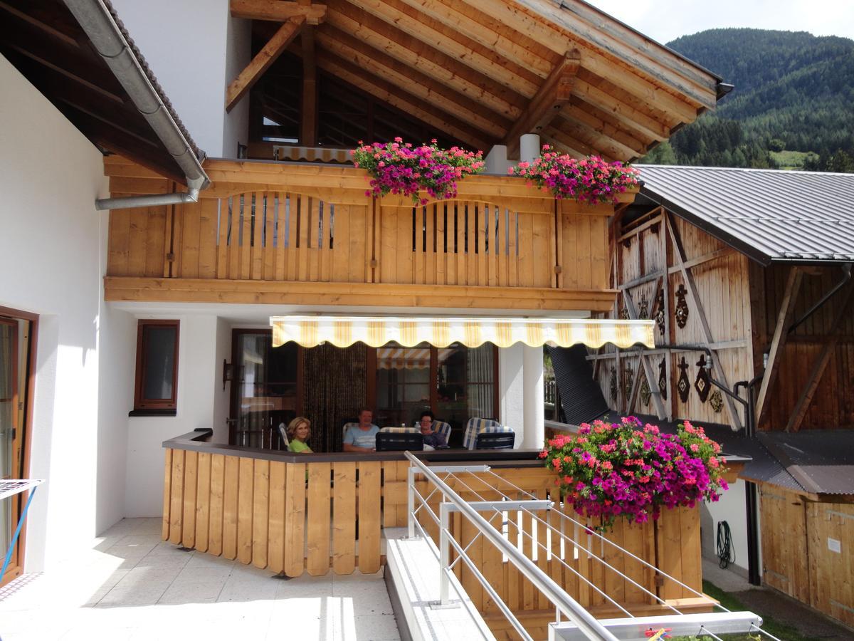 Landhaus Raich Jerzens Exteriör bild